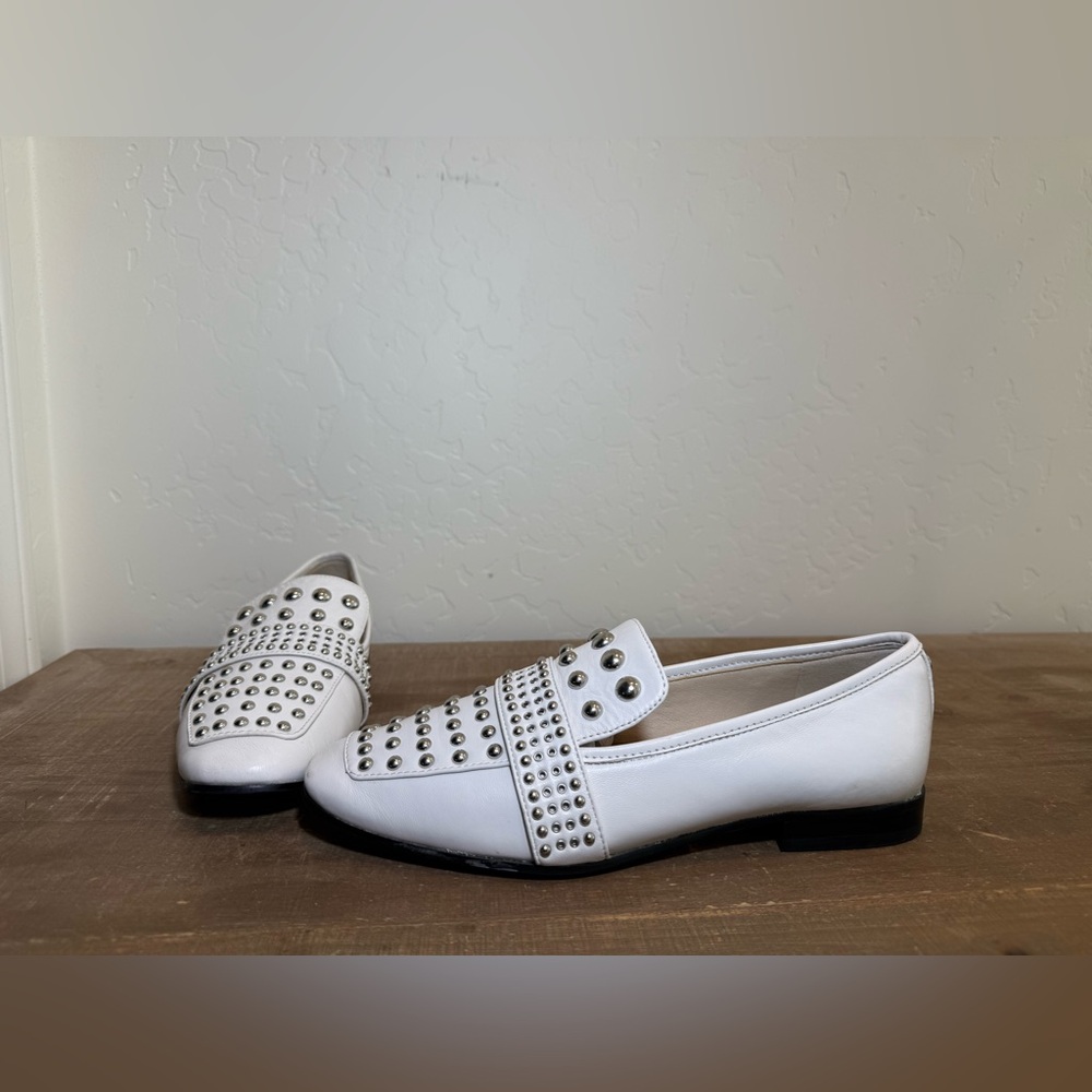 Sam Edelman White Leather Studded
Loafers Women's size 5.5